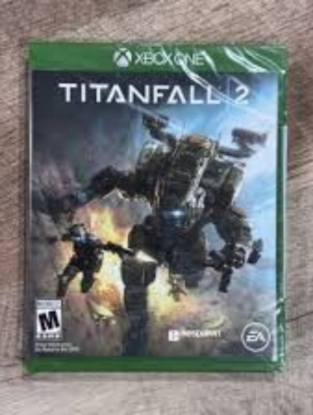 Titanfall 2 (Xbox One) - Green Case